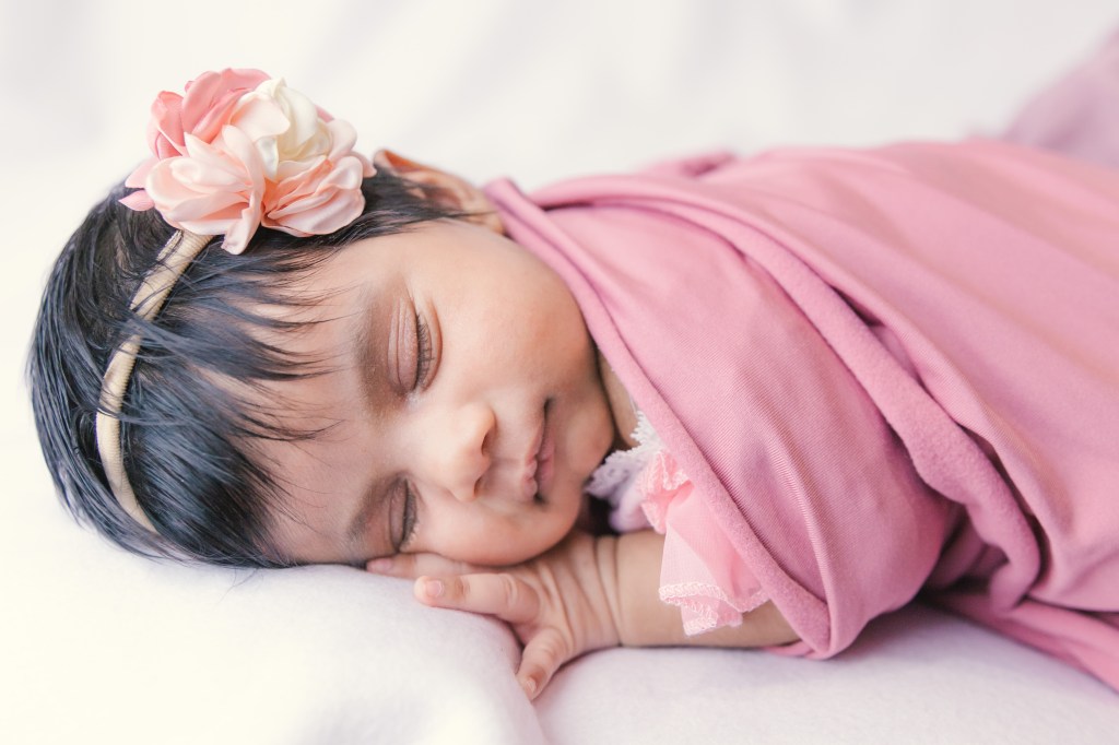Cherishing Every Tiny Detail: A Guide to Your Newborn Photoshoot&nbsp;Session